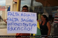 /album/galeria-de-fotos-galeria-de-fotos/protesto-agua-jauru-2013-0060-jpg/